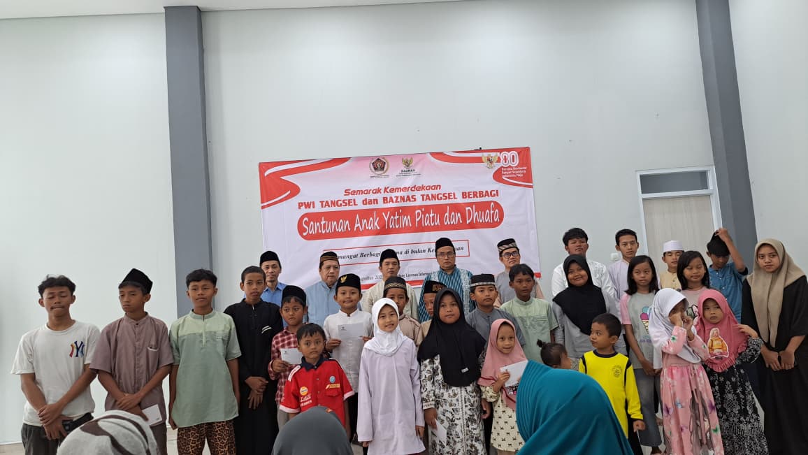 Merdeka Bersama, Bahagia Bersama : PWI Tangsel &amp; BAZNAS Santuni Anak Yatim dan Dhuafa di Bulan Kemerdekaan