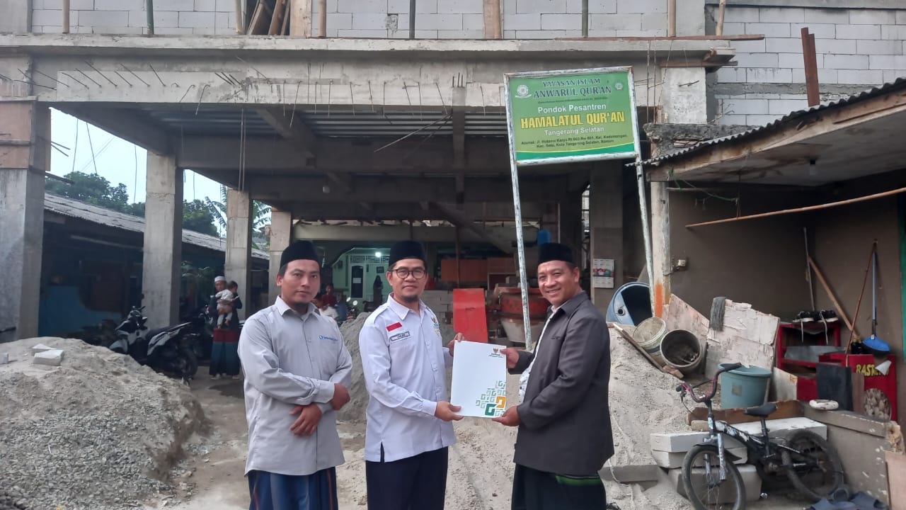 BAZNAS Kota Tangerang Selatan Salurkan Zakat Terikat untuk Sarana Ibadah di Pondok Pesantren Hamalatul Quran