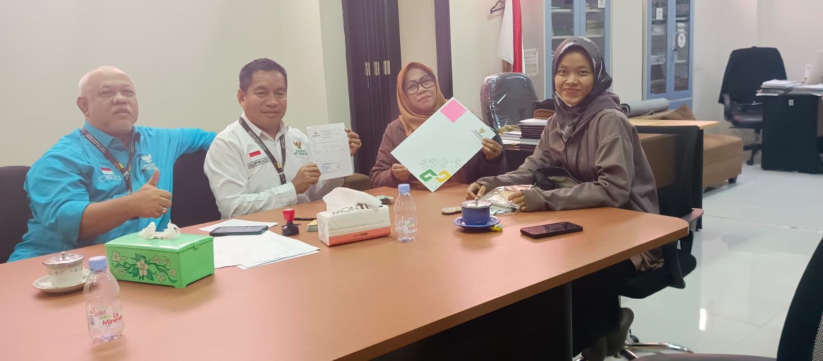 UPZ SMK Khazanah Serahkan Pengumpulan Sisa Jajan (Sijan) ke BAZNAS Tangsel