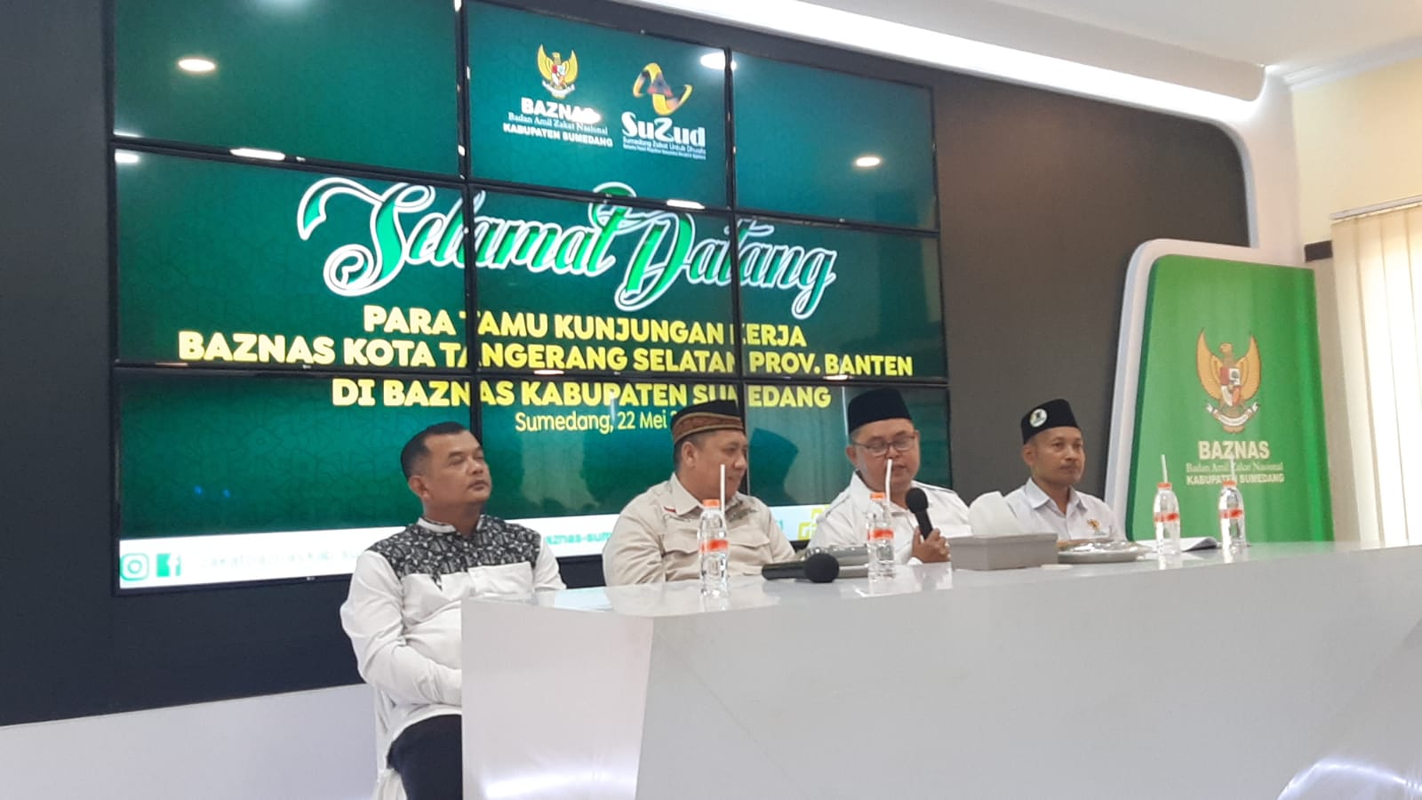 Digitalisasi Zakat untuk Kemaslahatan Umat: Baznas Kota Tangerang Selatan Bersinergi dalam Studi Tiru ke Baznas Kabupaten Sumedang