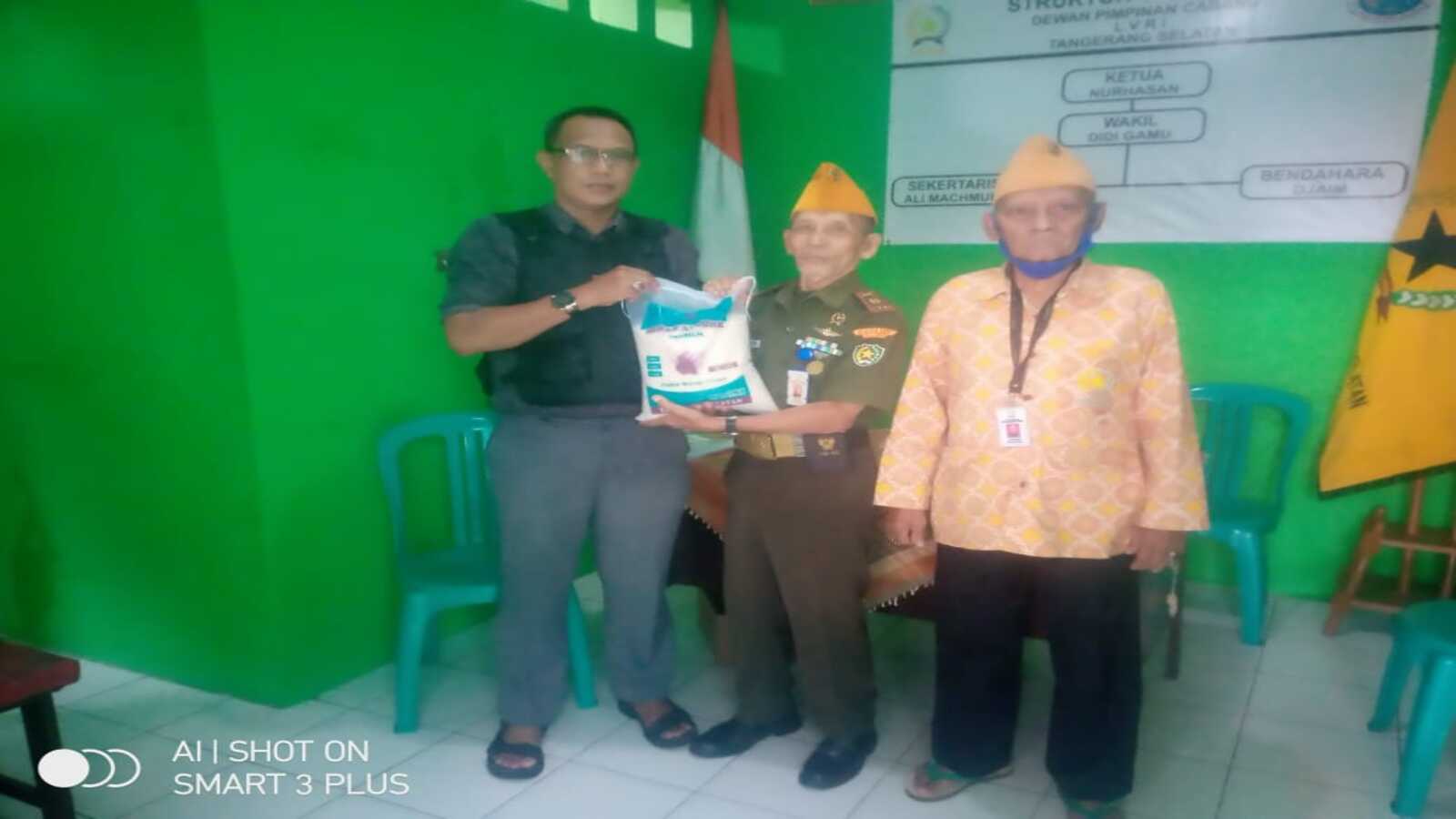 Peduli Veteran Kota Tangerang Selatan melalui Gerakan Amal Untuk Lansia